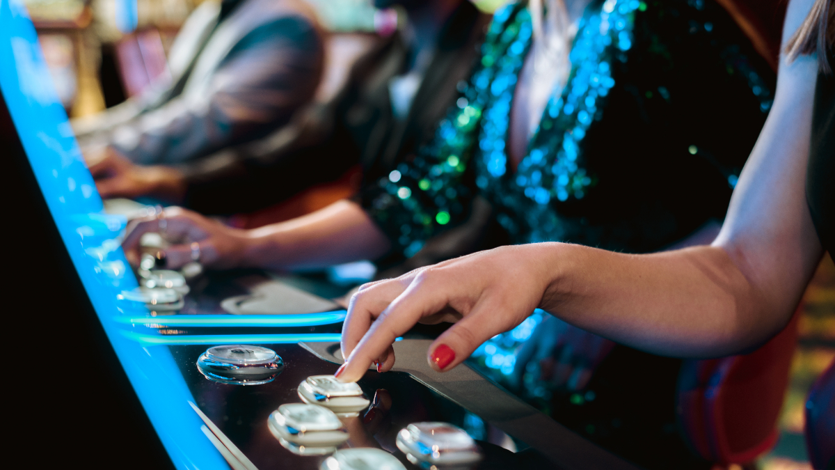Online Slots have plenty to offer in the gambling world